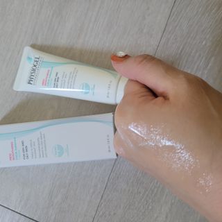 피지오겔 레드수딩 시카밸런스 크림 50ml — 5점을 준 리뷰어가 2022년 4월 올린 사용 사진