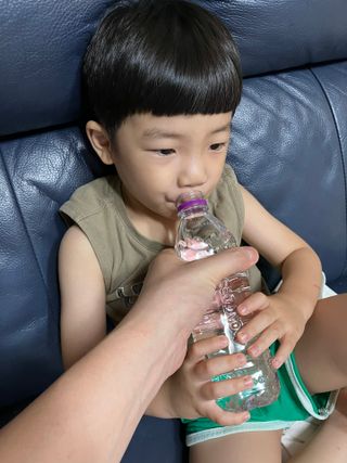 몽베스트 [MONTBEST]위드어스 500mL 20병 — 5점을 준 리뷰어가 2022년 8월 올린 사용 사진