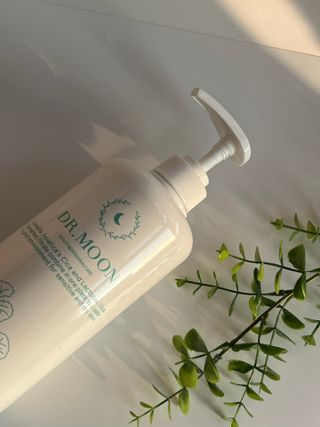[닥터문] 센텔라 시카케어 화이트머스크 바디워시 1000ml — 5점을 준 리뷰어가 2023년 6월 올린 사용 사진