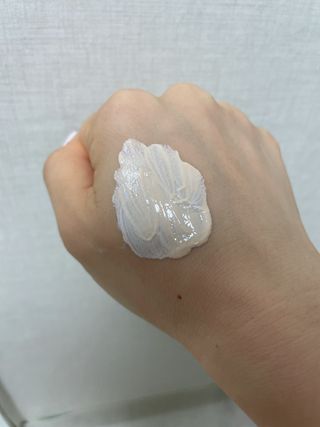 키노닉스 로지 톤업 선밀크 — 5점을 준 리뷰어가 2021년 8월 올린 사용 사진