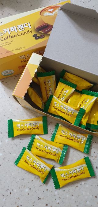 (주) 피치코리아 믹스커피캔디76g x2개입 — 5점을 준 리뷰어가 2022년 11월 올린 사용 사진