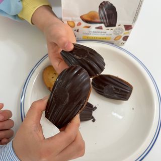 [메종콜리브리] 프랑스 마들렌 메종콜리브리 초콜릿 마들렌 2팩 — 5점을 준 리뷰어가 2022년 2월 올린 사용 사진