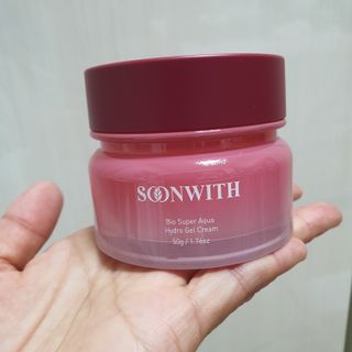 SOONWITH 바이오 수퍼 아쿠아 하이드로 젤 크림 — 5점을 준 리뷰어가 2021년 3월 올린 사용 사진