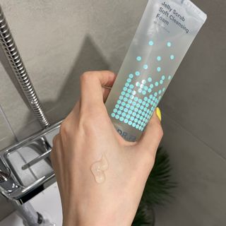 닥터에프파이브 젤리스크럽 소프트 클렌징폼 120ml — 5점을 준 리뷰어가 2022년 6월 올린 사용 사진