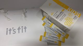 잇츠핏 프로바이오틱스 키즈 유산균 — 4점을 준 리뷰어가 2021년 3월 올린 사용 사진