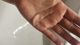 오투에니원 인컨보 바디 퍼퓸 샤워 젤 200ml — 4점을 준 리뷰어가 2023년 2월 올린 사용 사진