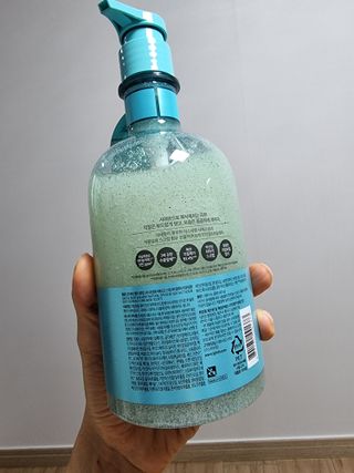 벨먼 내추럴스파 수분광채 스크럽 바디워시 600ml 5종 — 5점을 준 리뷰어가 2022년 5월 올린 사용 사진