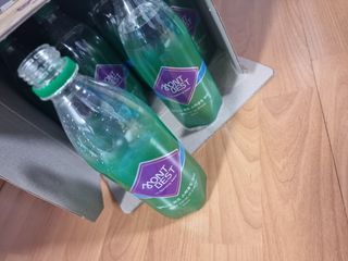 몽베스트 Montbest with Sparkling water Plain 20병 — 5점을 준 리뷰어가 2021년 11월 올린 사용 사진