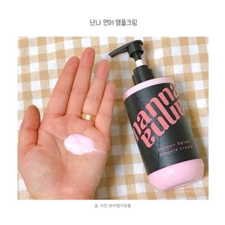 난나 살몬 스파이더 검버섯 미백 톤업 화이트닝 연어 앰플 크림 300ml 대용량 — 5점을 준 리뷰어가 2022년 8월 올린 사용 사진