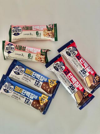 이지프로틴바 3종x각 2ea (고단백질바, 멀티단백질바, 식물성단백질바) — 5점을 준 리뷰어가 2024년 2월 올린 사용 사진