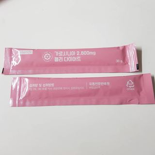 주식회사 얼굴반쪽 [얼굴반쪽 가르시니아 2,800mg] x 14포 1주 젤리 다이어트 보조제 체지방감소 — 5점을 준 리뷰어가 2021년 10월 올린 사용 사진