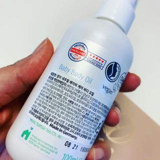 mom e 맘이 내추럴 베이비 케어 크림+바디오일 — 5점을 준 리뷰어가 2021년 1월 올린 사용 사진