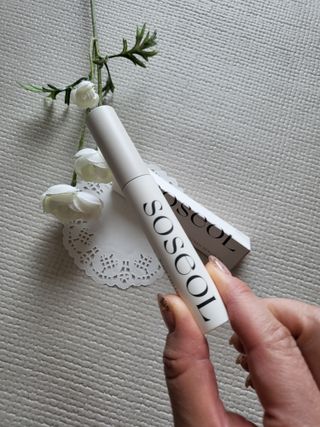 더소설 소설 블랙아이래쉬 세럼 10g(SOSEOL BLACK EYELASH SERUM 10g) — 5점을 준 리뷰어가 2023년 12월 올린 사용 사진