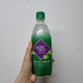 몽베스트 Montbest with Sparkling water Lime20병 — 5점을 준 리뷰어가 2022년 6월 올린 사용 사진