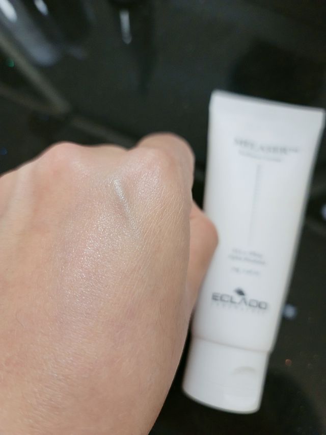 에끌라두 멜라이져 레디언스 크림 리뷰 사진