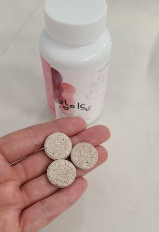 소담스퀘어 상암 [굿대디] 잠이든 1EA(1개월) 흑하랑상추 수면영양제 — 5점을 준 리뷰어가 2022년 12월 올린 사용 사진