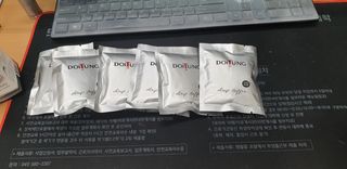 도이퉁 드립백 커피 60g 다크로스트 미디움로스트 — 4점을 준 리뷰어가 2021년 2월 올린 사용 사진