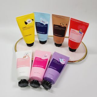 쿤달 BT21 시어버터 앤 마카다미아 퓨어 핸드크림 50ml 7구 기프트 세트 — 5점을 준 리뷰어가 2021년 3월 올린 사용 사진