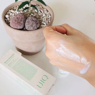유이크 바이옴 레미디 수딩크림 (50ml) — 5점을 준 리뷰어가 2022년 7월 올린 사용 사진