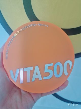광동생활건강 MF[광동] 비타500✨주름개선·미백·SPF50+🌞퍼펙트쉴드 빅 선쿠션 본품 — 5점을 준 리뷰어가 2024년 5월 올린 사용 사진