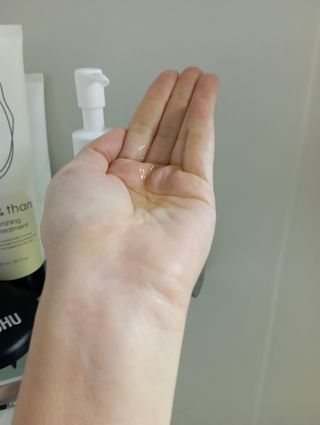 스킨큐어 산다화 순한 클렌징 동백 오일 200ml — 5점을 준 리뷰어가 2023년 3월 올린 사용 사진
