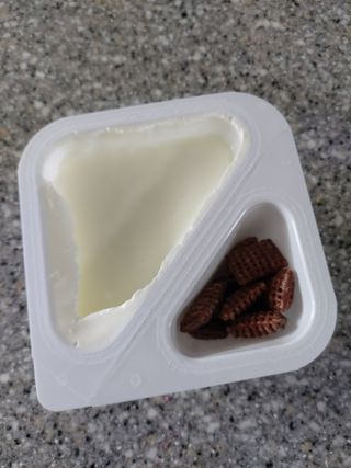 매일바이오 토핑요거트 — 5점을 준 리뷰어가 2021년 5월 올린 사용 사진
