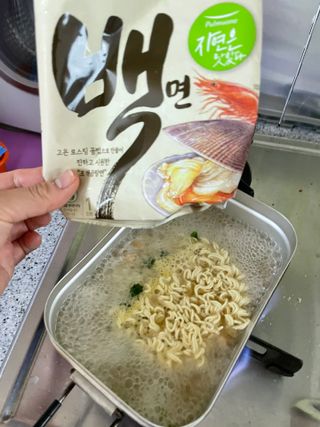 [풀무원] 자연은맛있다 정면, 백면, 홍면  세트 — 4.5점을 준 리뷰어가 2021년 4월 올린 사용 사진