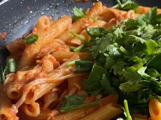 마에스트로 엑스트라버진 올리브 유 마에스트로 엑스트라버진 스페인 올리브유 — 5점을 준 리뷰어가 2022년 3월 올린 사용 사진