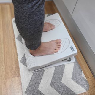 창신리빙 [프랑코 스트레칭 밸런스 보드] 똑똑한 정리 수납 — 4점을 준 리뷰어가 2021년 10월 올린 사용 사진