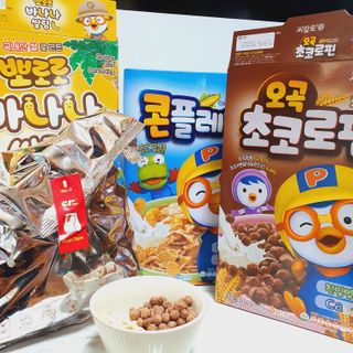 씨알푸드 뽀로로 시리얼 3종 — 5점을 준 리뷰어가 2022년 2월 올린 사용 사진