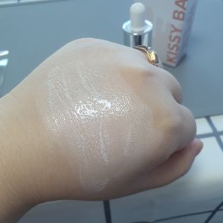 KISSY BAE 키시베이 키시베이 리얼화이트 톤업틴트 — 5점을 준 리뷰어가 2021년 7월 올린 사용 사진