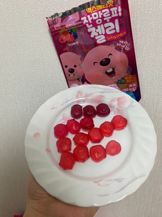 [팔도] 잔망루피젤리 믹스베리맛 42g 8개 — 5점을 준 리뷰어가 2022년 2월 올린 사용 사진
