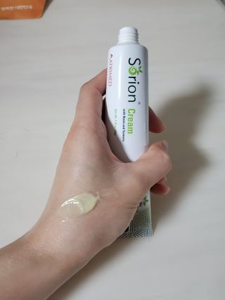 건선/아토/습진/민감성 피부 천연보습진정크림 소리온 크림 & 센시티브 크림 50g — 5점을 준 리뷰어가 2022년 2월 올린 사용 사진