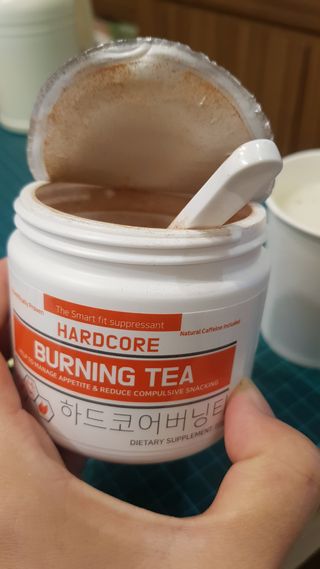 뉴트리션팩토리 하드코어버닝티 오리지널 — 5점을 준 리뷰어가 2021년 10월 올린 사용 사진
