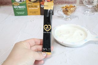 짜먹는 이지견과 짜먹는 이지아몬드, 짜먹는 이지허니피넛, 짜먹는 이지캐슈넛 각 10g X  10포 — 5점을 준 리뷰어가 2021년 4월 올린 사용 사진