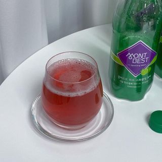 몽베스트 Montbest with Sparkling water Lime20병 — 5점을 준 리뷰어가 2022년 9월 올린 사용 사진