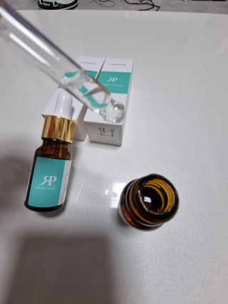 랑팡 EGF+FGF 10ppm 리포좀 앰플 원액 10ml — 5점을 준 리뷰어가 2021년 11월 올린 사용 사진