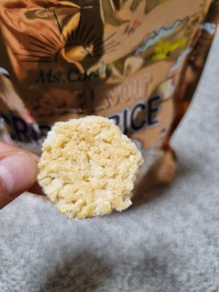 미즈꼬레아 치즈맛 누룽지크리스피 — 5점을 준 리뷰어가 2022년 2월 올린 사용 사진