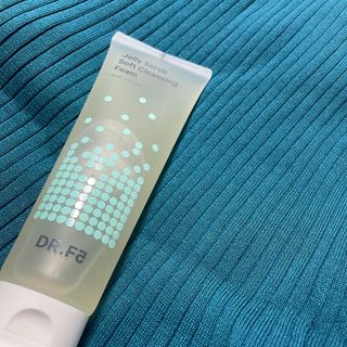 닥터에프파이브 젤리스크럽 소프트 클렌징폼 120ml — 5점을 준 리뷰어가 2022년 5월 올린 사용 사진