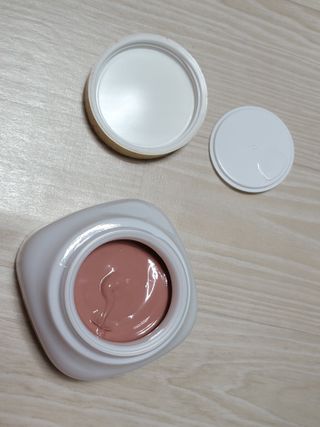 오오하와이 버즈 플러스 로지스 로즈 쿼츠 하이드레이팅 플러스 퍼밍 마스크 150g — 5점을 준 리뷰어가 2021년 1월 올린 사용 사진