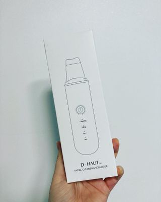 디하우트 랩 디하우트랩 클렌징 피부관리기 진동클렌저 실리콘+2종 인조모 브러시 — 5점을 준 리뷰어가 2021년 11월 올린 사용 사진