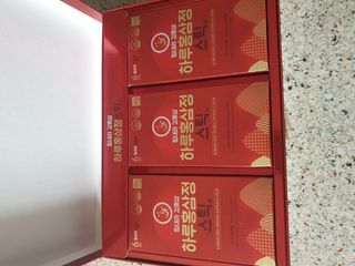 힘내라김홍삼 하루홍삼정스틱 10g x 30포 — 5점을 준 리뷰어가 2021년 4월 올린 사용 사진