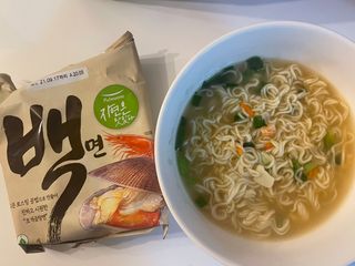 [풀무원] 자연은맛있다 정면, 백면, 홍면  세트 — 5점을 준 리뷰어가 2021년 4월 올린 사용 사진