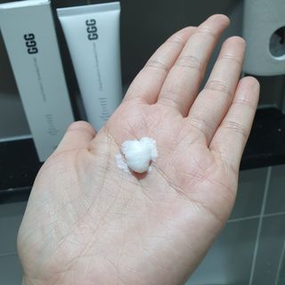 지지지 클린 퍼펙트 클렌징폼 120g — 5점을 준 리뷰어가 2022년 2월 올린 사용 사진