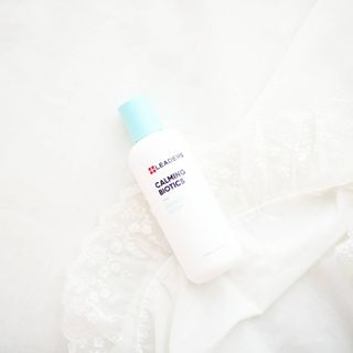 리더스코스메틱 리더스 카밍 바이오틱스 에센스 워터 — 5점을 준 리뷰어가 2021년 5월 올린 사용 사진