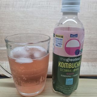 더그레잇티 콤부차 [매일유업] 더그레잇티 44kcal 콤부차 300ml *12개입 (오리지널 6개+베리리치 6개) — 4.5점을 준 리뷰어가 2023년 7월 올린 사용 사진