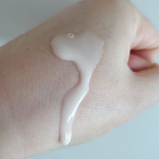 산수시 데포 세럼 수분 물광 비타민 에센스 50ml 기초화장품 — 5점을 준 리뷰어가 2021년 6월 올린 사용 사진