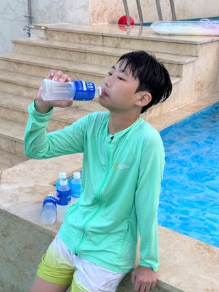 [동아오츠카] 포카리스웨트  500ml PET + 이온워터 500ml PET — 5점을 준 리뷰어가 2025년 7월 올린 사용 사진