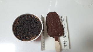 롯데제과 본젤라또 비스킷&바닐라카라멜바, 본젤라또 베리쇼콜라컵 — 4점을 준 리뷰어가 2021년 11월 올린 사용 사진