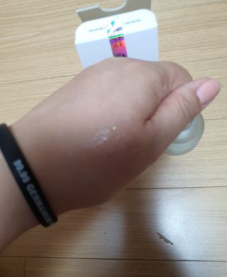 브에노 파리퀸 윌 페이스 오일 — 4.5점을 준 리뷰어가 2021년 6월 올린 사용 사진